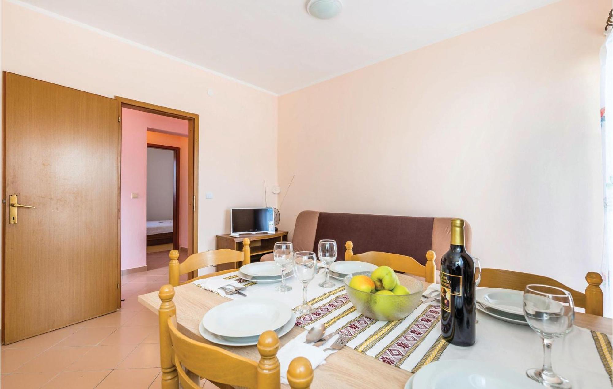 Nice Apartment In Matulji With Kitchen Kültér fotó