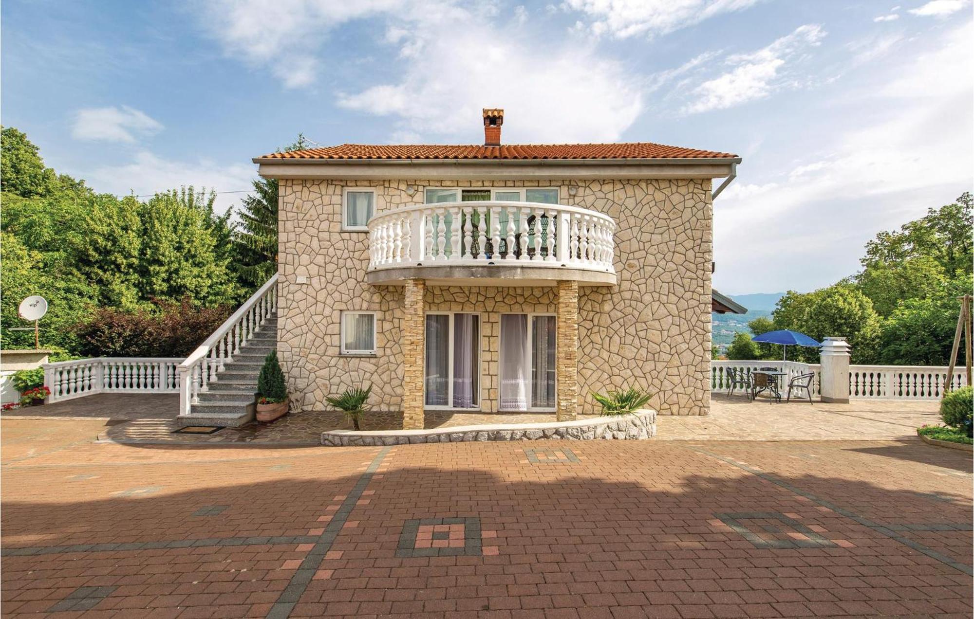 Nice Apartment In Matulji With Kitchen Kültér fotó