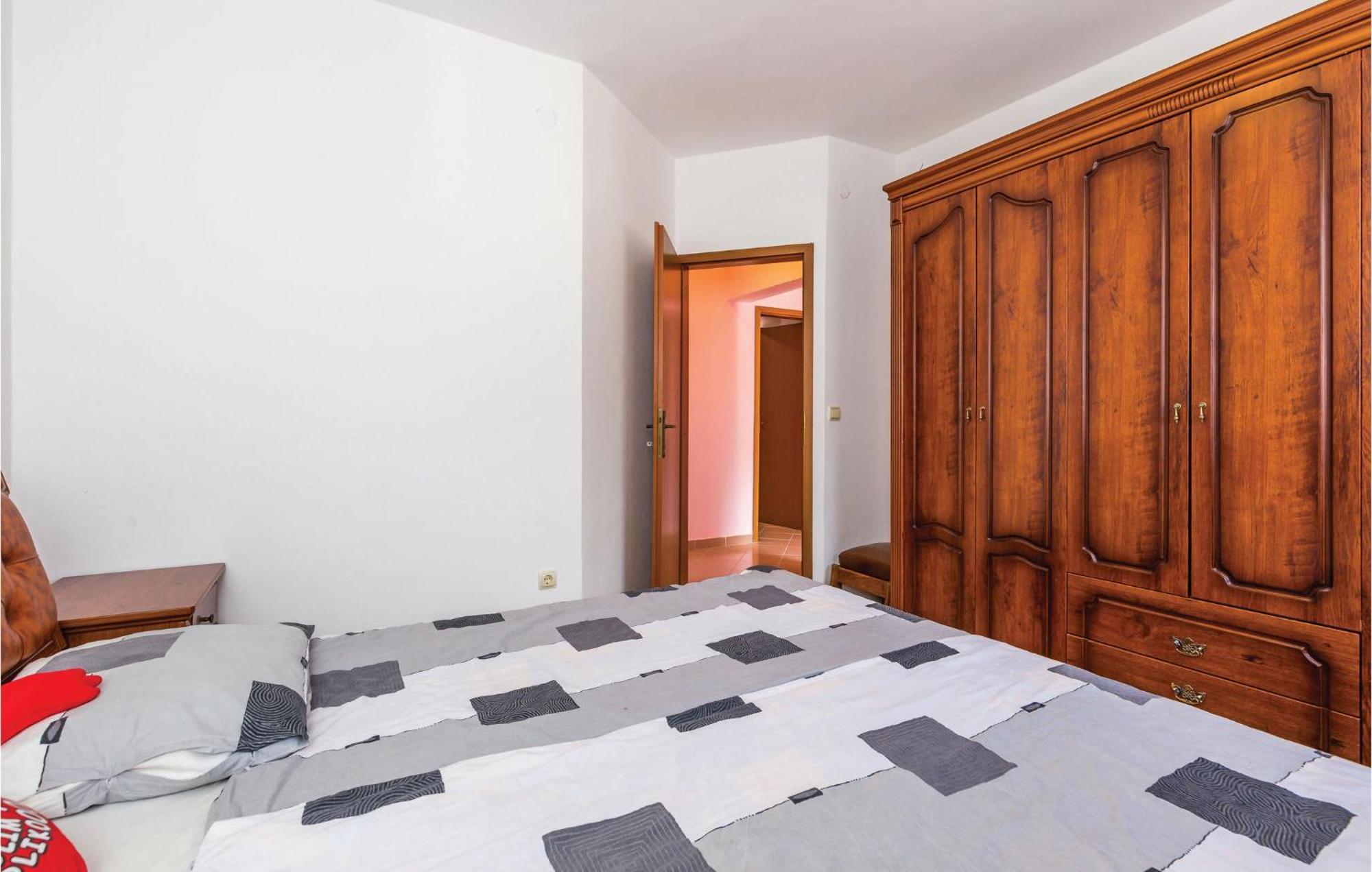 Nice Apartment In Matulji With Kitchen Kültér fotó